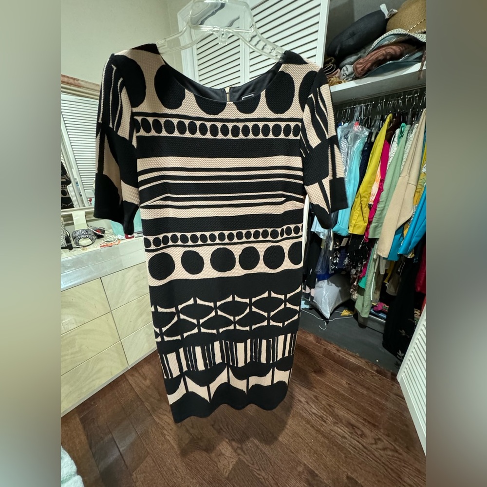 Beautiful, Elegant, Classy Mid-Length dress